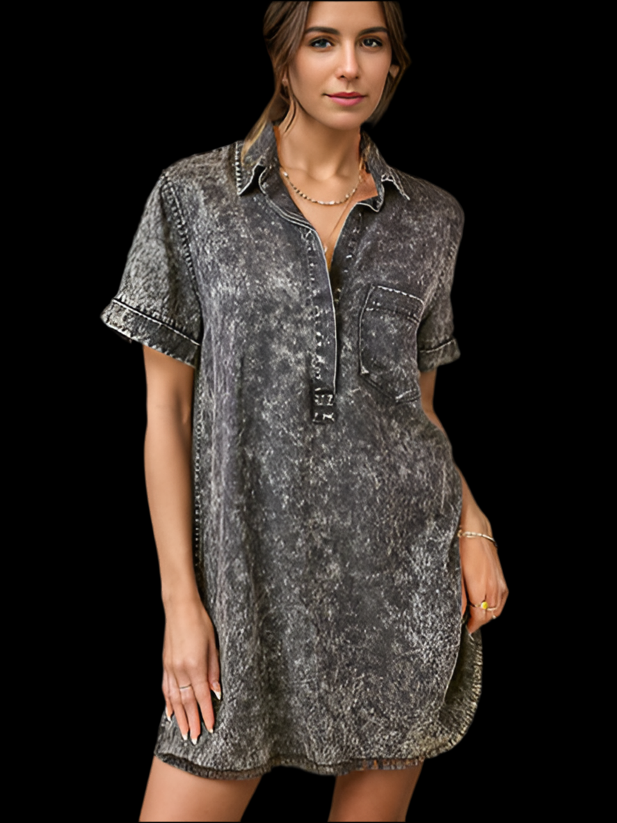 CALYPSO Pocketed Short Sleeve Denim Dress