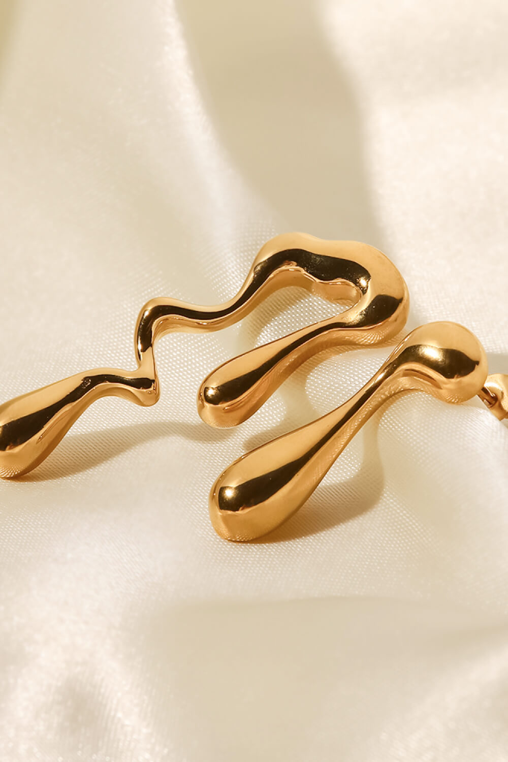 It’s Called Drip 18K Gold Plated Mismatched Earrings